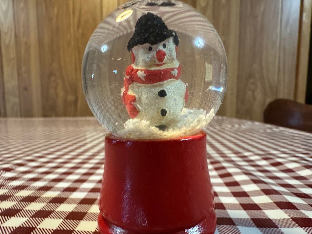 Vtg Mid Century Miniature Christmas Snowman Snow Globe Plastic Red Flared Base